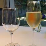 マノワール・ディノ - 