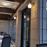 マノワール・ディノ - 