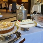 マノワール・ディノ - 