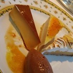 マノワール・ディノ - 