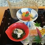 喜扇亭 - トマト豆腐、モロコシ、水菜の前菜