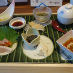 くずし割烹 こまじろ - 本日の和膳（八寸仕立て）