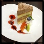 LIVE SONGS - 生バナナチョコケーキ/420yen
                      
                      パティシエの奥様のケーキ、とっても美味しかった(*✪ฺ∇✪ฺ*)