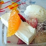 Spyro's - 2015.07ランチセットのデザート（スピローズ六本木）