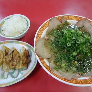 板宿駅でおすすめの美味しいラーメンをご紹介 食べログ 板宿駅でおすすめの美味しいラーメンをご紹介 食べログ