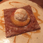 ベルトラン ラーシェ ル ブルターニュ 神楽坂 - バイナップルのガレット