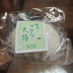 御菓子司　梅のや - 夏のフルーツ大福ホイップクリーム180円