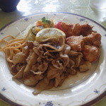 カジュアルレストラン れんが亭 - しょうが焼きと鳥天