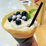 クレープ＆ジェラート アンジェリーナ - 生クリーム５倍