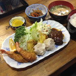 三昌食堂 - 盛り合わせ定食