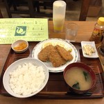 つるかめ食堂 - アジコロ定食