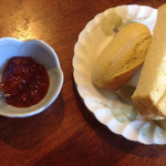 オキザリス - カリンのジャム(珍しいです)トースト