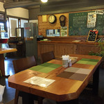 柚里 - ⚫︎無人の店内→入り口を撮影