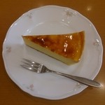 新幸堂 - ゴーダチーズケーキ