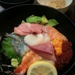 回転寿司 北海素材 - 上海鮮丼