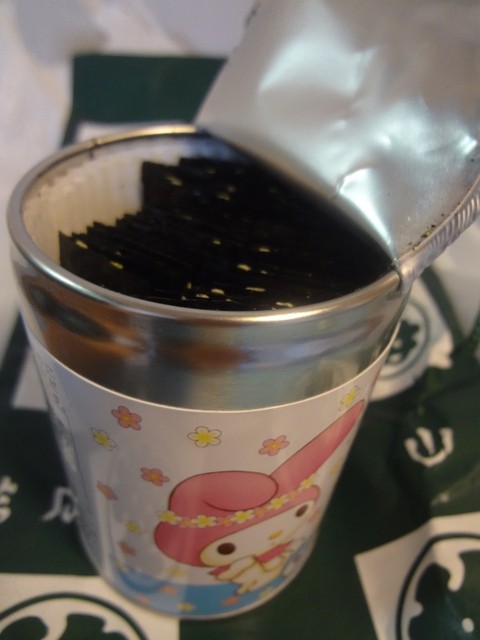 マイメロディーちゃんの特別限定缶 おやつのり 渋谷東横のれん街 店 限定で す 1681 By ベリータルト 山本海苔店 東急東横店 渋谷 その他 食べログ