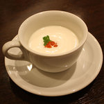 ジャンジャンブル - 「新玉葱の冷製ポタージュ」です。