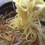 らーめん ほん田 - ラーメン野菜付：麺リフト