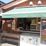 ミライハウス - 売店に併設のスナック売場☆♪