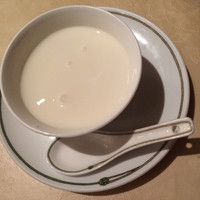 中国飯店 市ヶ谷店 - デザートのココナッツミルク 
