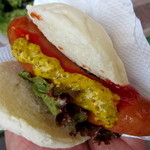 腸詰屋 - パン付きソーセージ（チョリソー）￥400円