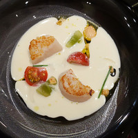 スリオラ - アホ ブランコとレアに焼きあげたホタテ