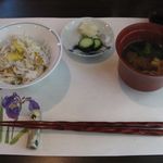 京口町　てるい - ジャガイモとシラスのご飯と赤だし(2015.07)