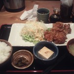 てけてけ - ランチの唐揚げ定食