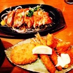 さんきち - ポークしょうがにお好み三品。いか、エビフライ、カニクリームコロッケ。