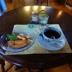 もくようび - コーヒーとサービス