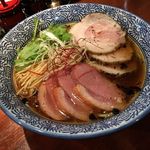 芳醇醤鶏そば (ﾐｯｸｽﾁｬｰｼｭｰ)