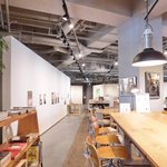 イマ カフェ - 『'15/07/21撮影』店内のテーブル席の風景です