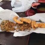読谷村漁業協同組合 海人食堂 - もずく天、いか天、魚天　各60円