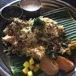 Spice&Dining KALA - 『牡蠣のビリヤニ』様（1500円）※カチュンバル様含むむお～なんて彩豊かなんだ～カレーリーフももう当たり前かのように鎮座している♪