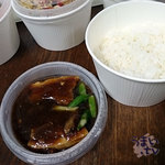 中華彩園 - 中華彩園　「豚バラのとろとろ煮込み丼」　４５０円