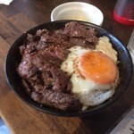 Shimoakatsuka Dainamaito Sakaba - ランチ・ビフテキ丼（600円）　’15.07