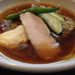 麺屋玉ぐすく - 2015年7月
      冷やしあご出汁そば