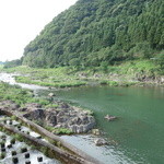 Ayu Ryourinomise Ayunosato - 庄川のダム下にあります
