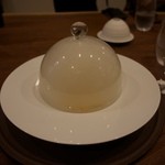 Variante - 稲藁の薫香を纏わせたチーズのアニョロッティ ダル プリン