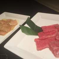 兜 麻布十番店 - ホルモン めちゃ美味しい
                  カルビ