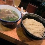 麺哲支店 麺野郎 - ムール貝とほうれん草の塩つけ麺(2015/7)