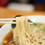 青梅街道 大勝軒 - 麺はキリッと