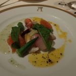 アピシウス - 海の幸のサラダ　パッションフルーツヴィネガー