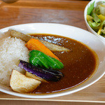 NAYA cafe 上野ファーム - 季節野菜のファーマーズカレー
