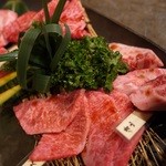 焼肉 房家 - だから良い肉まみれだって！待ちきれない！！