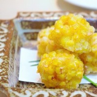 祇園おかだ - とうもろこしのかき揚げ