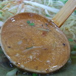 スープはかなりの透明感!!!