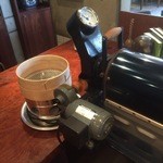 コーヒー ワークス ラボ - 焙煎機のモーターです。