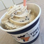 食事処 幸 - クッキー&クリーム(260円)
