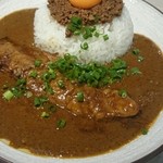 吉田カレー  - 並(300g) 甘口&辛口MIX ￥650  トッピング 豚1枚 ￥200 & キーマ ￥250